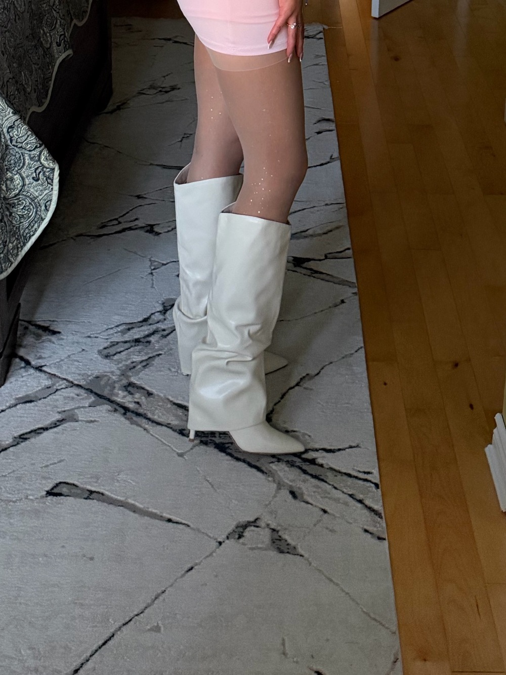 Women's White Slouchy Knee-High Pointed Toe Boots